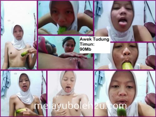 Awek-Tudung-Timun